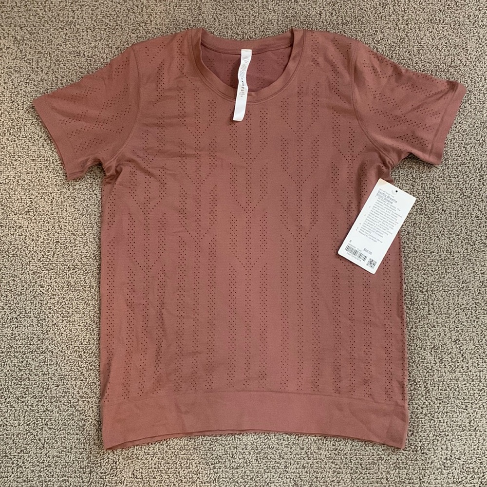 Lululemon Swiftly Breathe Short Sleeve
